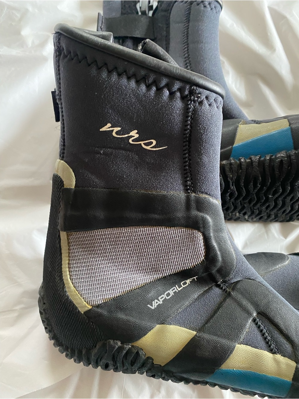 NRS Vaporloft Neoprene Water Boots - Black with Tan & Blue Accents size 11